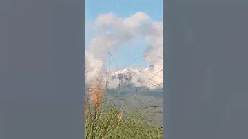 Горы Абхазии на берегу Чёрного моря.